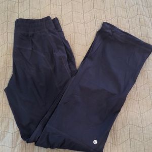 Rare/ HTF Lululemon Dog Runner Pant Black Swan